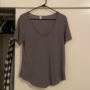Grey v neck tee